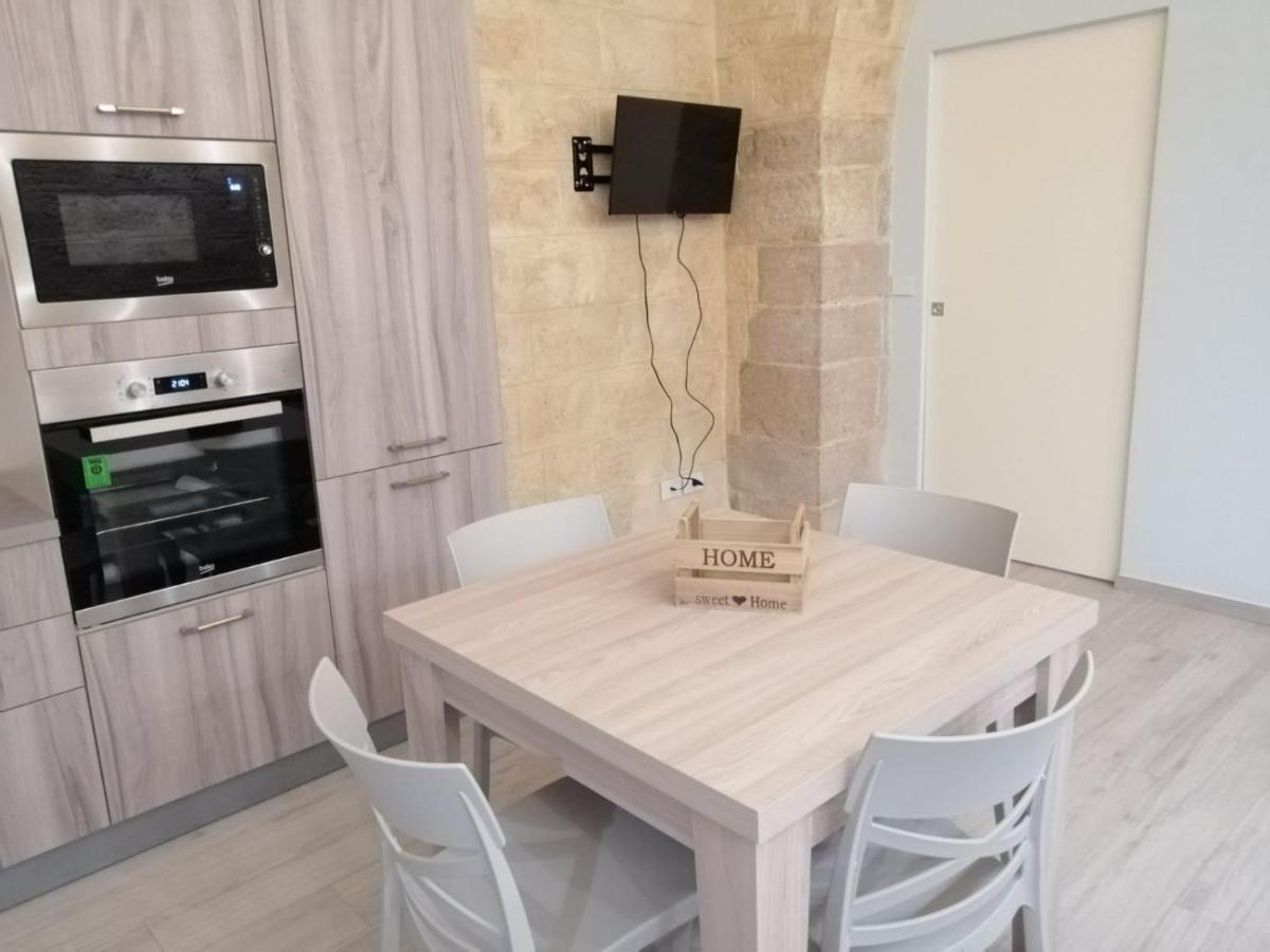 Albachiara Suite Трані Номер фото